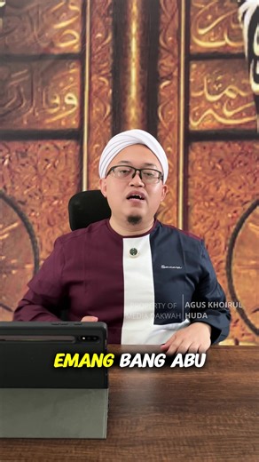 Jadi abang teriak seperti itu seakan-akan abang menang ? Semua video yang kami reaction disini akan kami tanggapi sesuai dengan informasi yang kami terima. Jika video tersebut tidak sesuai dengan aslinya maka akan kami pelajari lagi dan jika tidak sesuai dengan berita aslinya maka akan kami take down #abujanda #ceramahlucu #kesesatan #ustadzaguskhoirulhuda #dawuh