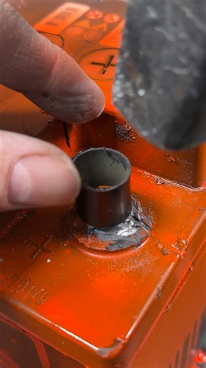 Quick repair for broken battery terminal | Genius Club