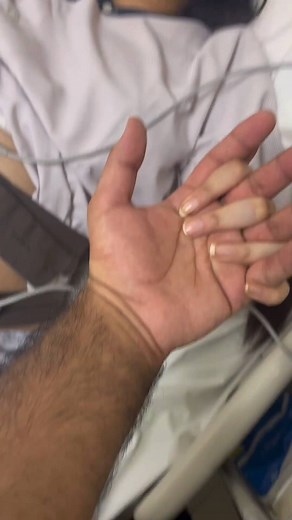 _cute__kissing___ on Instagram: "Tag your love 🐻❤️🖇️ #explore . . Double tap if you liked❤️ Share in your story 🙈 Instagram l @_cute__kissing___ #reels #reelkarofeelkaro #instadaily #reelitfeelit #mafiacordsinsta #keepsupporting #explore #exploremore #reelinsta #explorepage #exploreit #attitudematters #loveyou #couples #couplegoals #g_music💘 #mafiarecordsinsta #loveislove #videoviral #instacouples #tagyourbae #dard #familygoals #2q3w #nafak #ashiq #jazbaat #shyari #featured #baby 🐣🦋⚫⚪ Inst