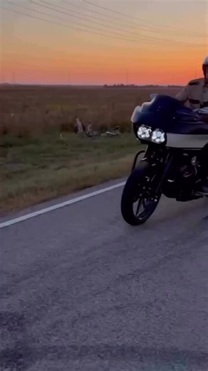 #START THE WEEKEND RIGHT! #weekend #burnout #RoadGlide #Harley @SGT.SLYDE1 @Proper_Baggers | Wheels Of Grace Magazine