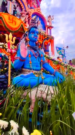 Joy ma monosa 🫶🙏 BMW and AI: Transforming the Smart Cockpit Experience Introduction Artificial Intelligence (#AI) is revolutionizing the automotive industry, and BMW is integrating AI-driven innovations to enhance the smart cockpit experience. Through AI-powered voice assistants, gesture controls, and predictive personalization, BMW is redefining in-car interaction, making driving more intuitive, comfortable, and safe. This article explores how BMW utilizes AI to transform the driving experien