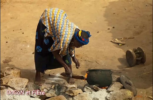 Le pays dogon dans la région de Bandiagara bankass douentza Koro #afrique #dogontiktok #images #mali #culture #traditional #culturetiktok #monde