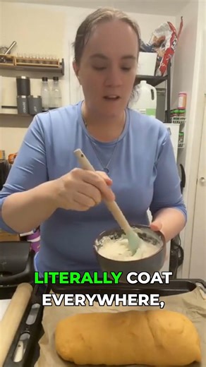 Messy is Best! Apply Tiger Bread Paste Like This!