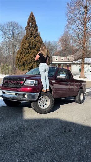 #blowthisup #trucktok #squattedtrucks🤢 #arizonatea🍵 #infraudwetrust | squatted trucks