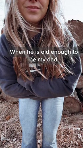 #farmgirl #countrygirl #kansasgirl #farmersdaughter #sitkagear #bluecollar #westernfashion #femaletrucker #heavyequipment