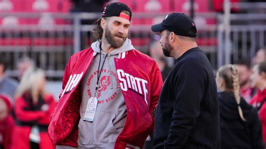 LeBron James, Bryce Harper show love for Ohio State at National Championship game