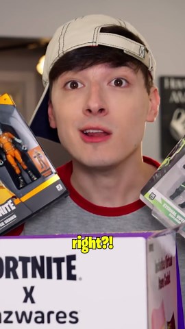 Fortnite action figures are Wild! 🔥
