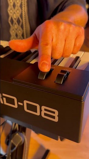 Roland RD-08 Stage Piano pitch bend and mod #piano #roland #rolandpiano #stagepiano #keyboard