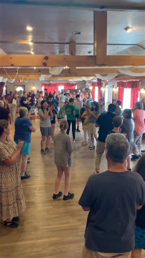 Awesome to see full dance floor for Padraig McEneaney Beginner Set Dancing Lesson!! And we’re doing it again Thursday, 3:15pm!! 😀 All welcome. #ciaw2025 #setdancing #theshamrockhouse 🎶☘️🇮🇪 | The Shamrock House