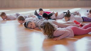 Group Elementary Students Exercising During Class Stock Footage Video (100% Royalty-free) 1090923135 | Shutterstock