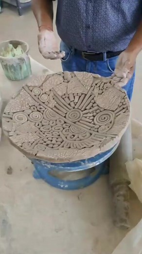 19 reactions | At Srinath University Students learn about the coil pottery technique and find inspiration for pottery coiling projects from experienced faculties. Fine Arts students create interesting shapes and structural forms as well as they are capable of making Pots. #srinathuniversity | Srinath University, Jamshedpur | Facebook