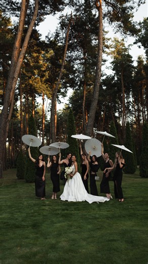 UNOVIA • Destination wedding planner • Portugal on Instagram: "What a vision! This bride and her bridesmaids redefined classic elegance with a stunning modern twist. 🖤 The contrast of the bride’s white gown with her bridesmaids’ black dresses created such a timeless, chic look. #weddingplannerlisbon #weddingplannerportugal #weddinglisbon #destinationweddinglisbon #bride"