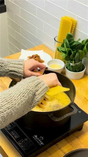 Creamy White Lasagna Soup 🍝🧀🥓 | One-Pot Comfort Food