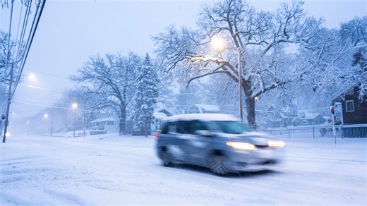 Is it legal to drive your car with snow on it? What Iowa law says