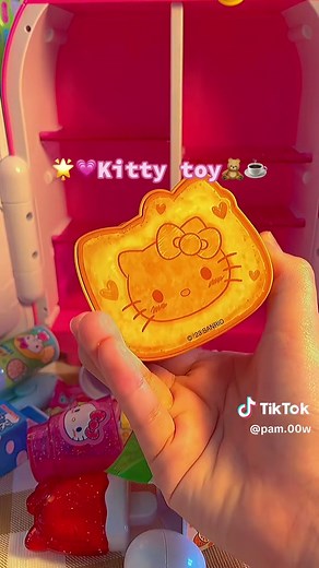 Kitty toy