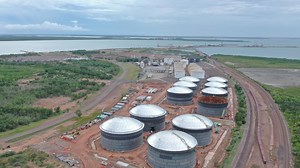 ‘Tanks for nothing’: US Defence Secretary flies into NT tank farm firestorm