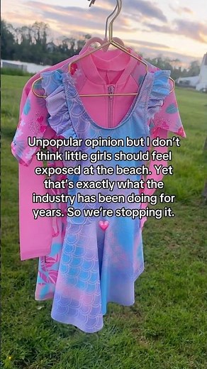 Kids swimming costume outfit inspo for swimming lessons swimwear and beachwear #kidsswimming
