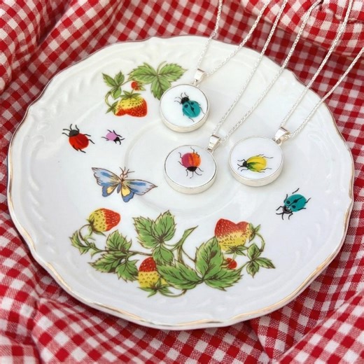 Ladybug Pendant China Necklaces Handmade With Upcycled China & Sterling Silver, Dainty Porcelain Jewelry Gift for Garden Lover and Gardeners - Etsy