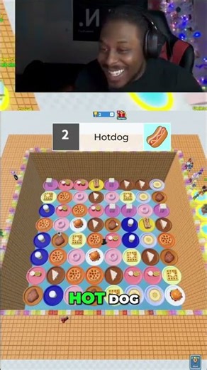 Leslie FAILS the Waffle Parkour 💀 #roblox #shorts