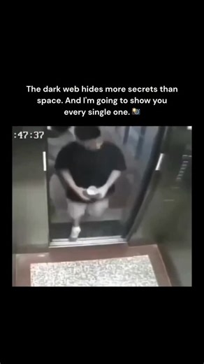 Darkweb traps on Instagram: "日本利用压电瓷砖将脚步转化为电能。这些瓷砖捕捉来自你脚步的动能。当你行走时，你的重量和动作会对瓷砖产生压力。瓷砖会轻微弯曲，从而产生机械应力。瓷砖内部的压电材料将这种应力转化为电能。每一步都会产生少量电荷，而数百万步结合在一起就能产生足够的电力来驱动 LED 灯、数字显示屏和传感器。在像涩谷车站这样繁忙的地方，每天大约有 240 万个脚步为这一系统作出贡献。这些电能可以被储存或立即使用，从而减少对传统电力来源的依赖，并支持可持续的城市基础设施。这种方法将日常运动转化为实用的可再生能源 #日本 #知识 #事实 #你知道吗 #推荐 #科技 #创新 #历史 #技术 #实验 #热门"