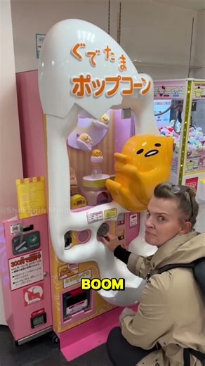 One Turn, One Explosion: The Art of Japanese Popcorn #japan #japanfood #japanesefood