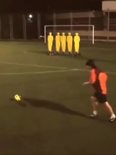17K views · 313 reactions | Practice makes perfect  #Soccer #Messi #ronaldo #championsleague #worldcup #Bestdribbling #tutorial | Timothy Alexander | Facebook