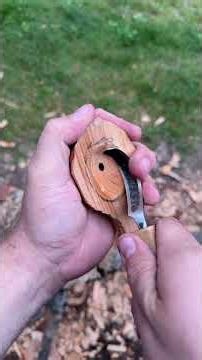 No spoons were created in the making of this video. #asmr #satisfying #bushcraft #woodcarving