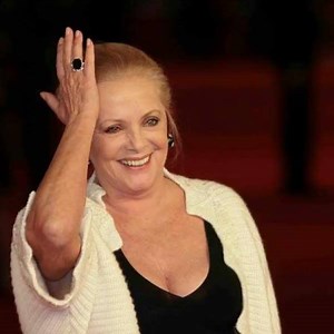 E' arrivata l'età delle rughe? Pazienza. Le rughe rappresentano il passato di ciascuno e fanno parte della vita. Virna Lisi | Goccedicielo