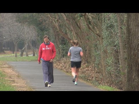 How to avoid injury when exercising, according to a doctor