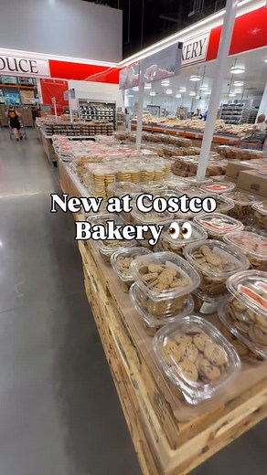 New at Costco bakery 👀 24 count sugar cookies with crystals sugar only $9.99 this would be amazing with Kirkland vanilla ice cream!! 🍨 🍪 have you tried these yet? Send this to someone that would love these and follow for more new Costco bakery finds #costco #costconew #costconewdeals #costcodeals #costcofinds #costcomusthaves #costconewproducts #costcobakery | Costconewdeals