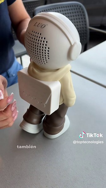 Speaker y Lámpara de Astronauta: Estilo y Funcionalidad