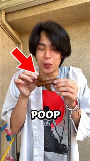 The Fake Poop Prank *CRAZY REACTIONS* #shorts | vujae