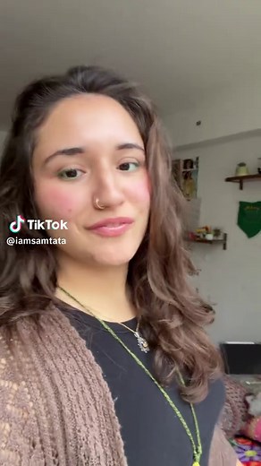 Sombras de colores: cómo elegir y combinar tonos para ojos