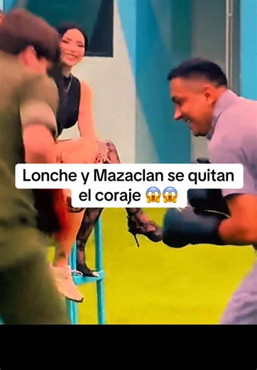 Willito y Mazaclan se ponen a boxear dentro de la mansión ##tiktokgopost##willito##mazaclan##lonche