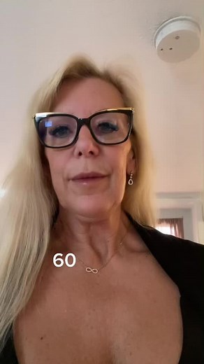 Bianca (@fitcougarcb)’s videos with original sound - Antonio