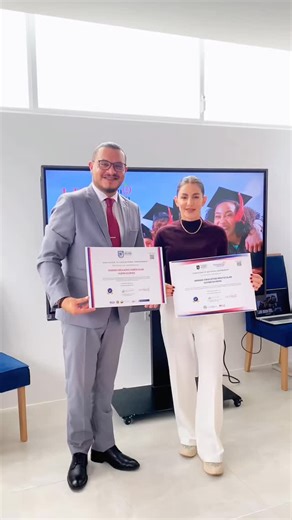 Dual Diploma Ecuador 🇺🇸🇪🇨 on Instagram: "📌Hoy vivimos una jornada significativa en la Unidad Educativa Glenn Doman. Realizamos la Entrega Formal de las Credenciales Institucionales del Convenio entre @americanelite.school @fgu_online y el @uepglenndoman , fortaleciendo una alianza que impulsa oportunidades académicas reales para toda su comunidad educativa. Asimismo, celebramos con orgullo la entrega de la Beca Honor Excellence AES 2025, otorgada a la estudiante Isabella Victoria León Morei