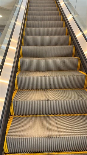 KONE TravelMaster Escalator (Up) | Rio Washingtonian Center, Gaithersburg, MD