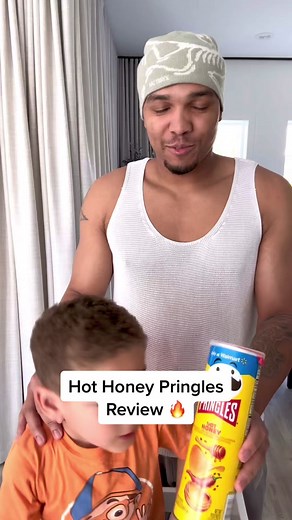 Reviewing Walmart Exclusive Hot Honey Pringles | Tasty Food Review