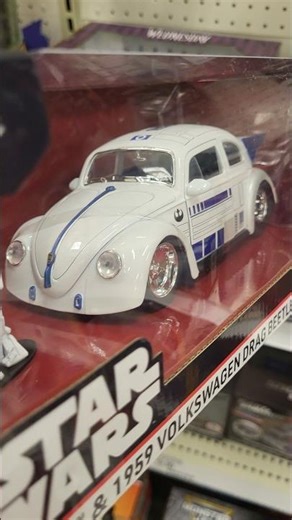R2-D2 Volkswagen Drag Beetle!