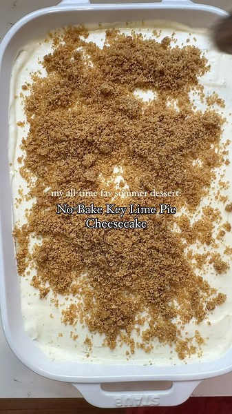 This no bake key lime cheesecake is my summer obsession