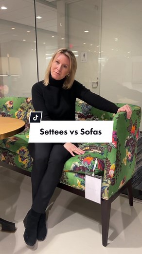Settee vs Sofa: What's the Difference? 🛋️