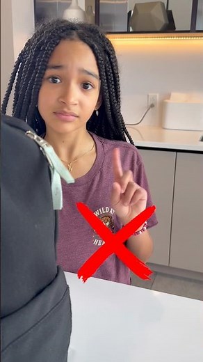 Voici comment insérer sa boîte à lunch dans l’iconique sac à dos Allset. Plus simple que bonjour