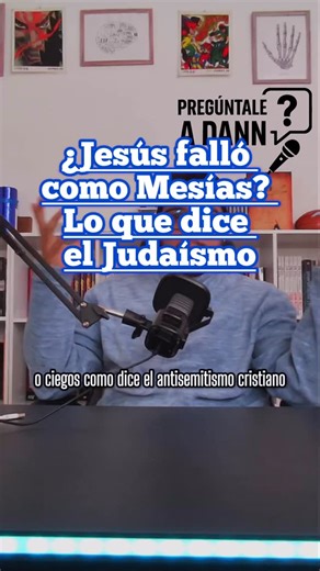 Preguntale a Dann on Instagram: "¿Jesús falló como Mesías? Lo que dice el Judaísmo El rechazo judío a Jesús no es por “terquedad”. Es por fidelidad a las Escrituras Hebreas. El Mesías tiene una “Job Description” política (Paz Mundial, Templo) que Jesús no cumplió en su primera venida. Explicamos la postura de Maimónides y la diferencia fundamental entre la redención cristiana (espiritual) y la judía (geopolítica). Palabras Clave: Por qué judíos rechazan a Jesús, Mesías judío requisitos, Maimónid