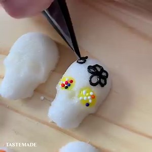 Decorative sugar skulls are used during Día de Muertos (Day of the Dead) celebrations to honor loved ones who have passed. Here's how you can make your own simple sugar skulls at home! | Tastemade