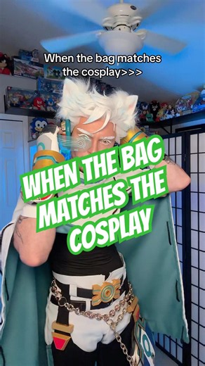 My full silver the hedgehog cosplay😍 #cosplay #cosplayer #sonic #silverthehedgehog