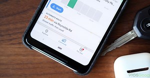 Google Maps now rolling out 'Commute' tab and music playback controls