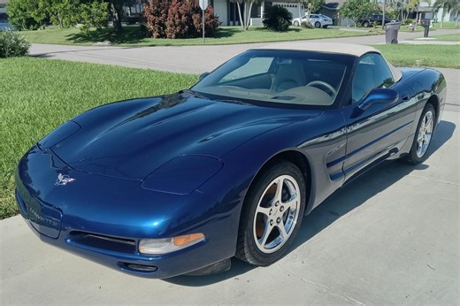 26k-Mile 2004 Chevrolet Corvette Convertible Commemorative Edition