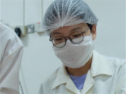 我重生成了药厂流水线工人