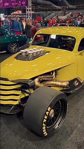 What It’s Like To Drive a $1M Truck: Ringbrothers' 1,000-HP ’48 Chevy Loadmaster