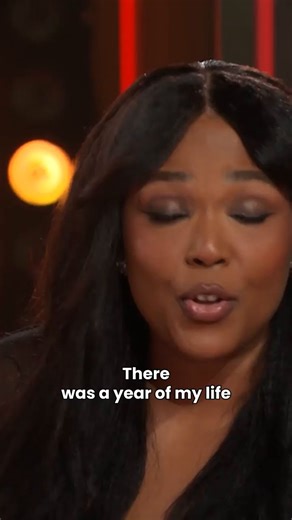 "I do my hair toss 😭😅" 🎶 'Good As Hell' | The Kelly Clarkson Show